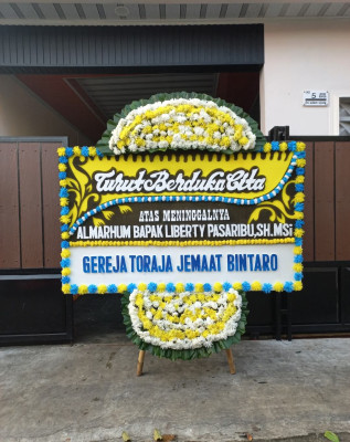 Papan Bunga Duka di Teritip