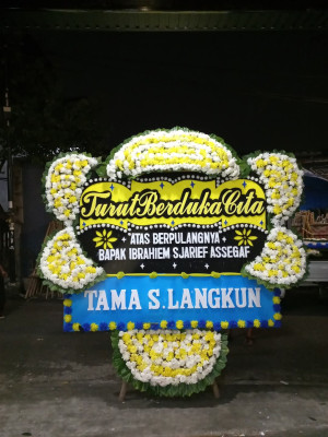 Papan Bunga Duka di Teritip